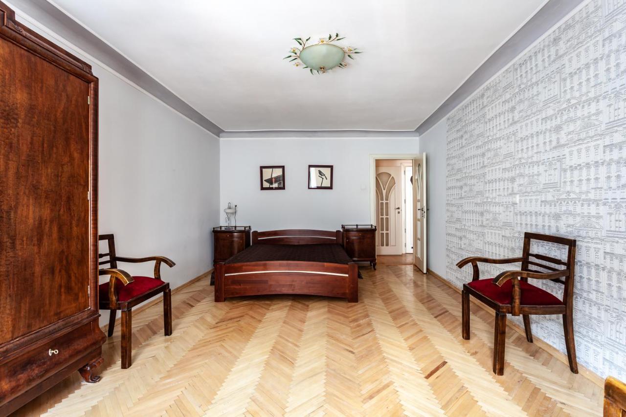 Four Bedrooms Apartment In The Heart Of Λβιβ Εξωτερικό φωτογραφία