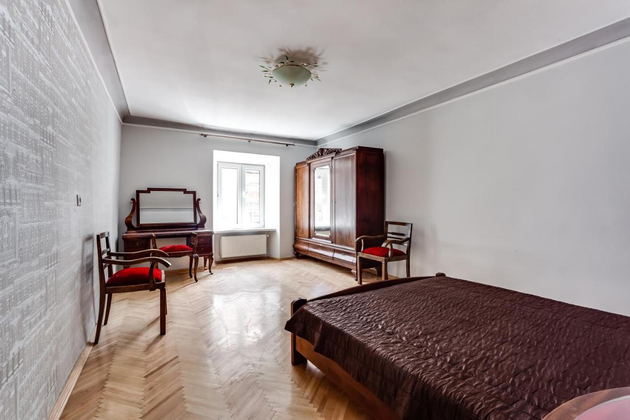 Four Bedrooms Apartment In The Heart Of Λβιβ Εξωτερικό φωτογραφία